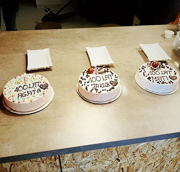 Birthday cake for Advox employees